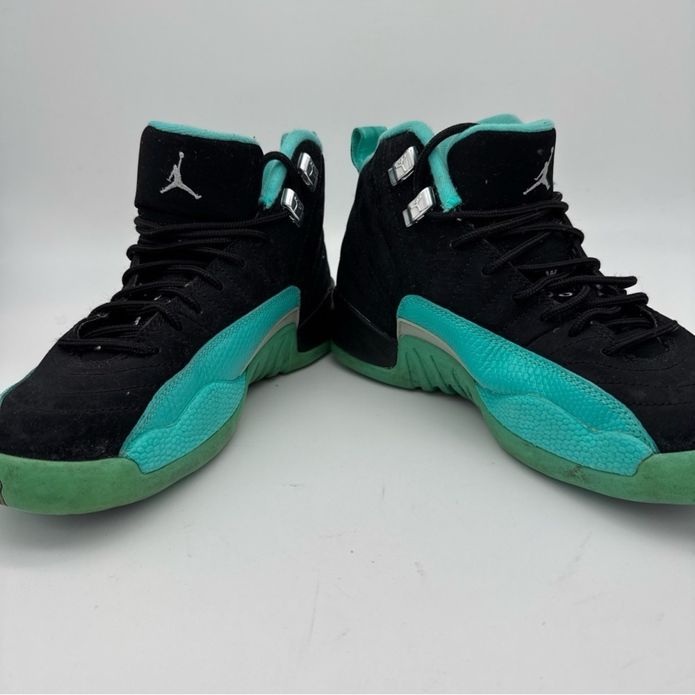 NIKE AIR JORDAN 12 RETRO GG BLACK/TEAL -HYPER JADE SIZE 5.5Y - Picture 8 of 9